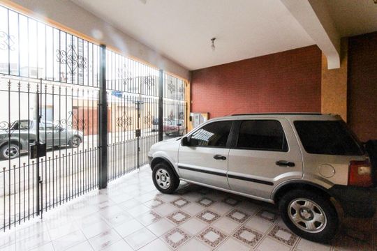 Garagem de casa à venda com 3 quartos, 304m² em Vila Zelina, São Paulo
