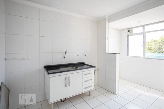 Área de Serviço de apartamento para alugar com 2 quartos, 44m² em Conceicao, Osasco