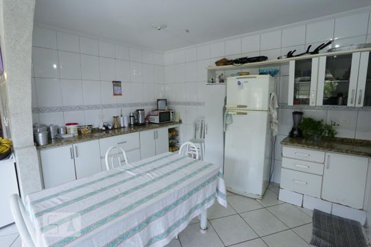 Casa à venda com 3 quartos, 250m² em Vila Buenos Aires, São Paulo
