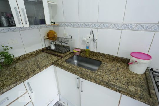 Casa à venda com 3 quartos, 250m² em Vila Buenos Aires, São Paulo
