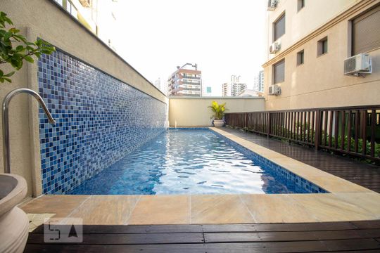 Área comum - Piscina de apartamento à venda com 2 quartos, 66m² em Passo da Areia, Porto Alegre