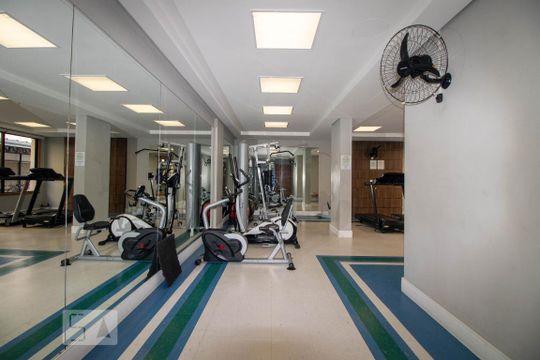 Área comum - Academia de apartamento à venda com 2 quartos, 66m² em Passo da Areia, Porto Alegre