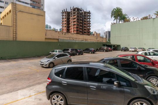 Garagem Rotativa (2 vagas) de kitnet/studio para alugar com 1 quarto, 47m² em Norte (águas Claras), Brasília