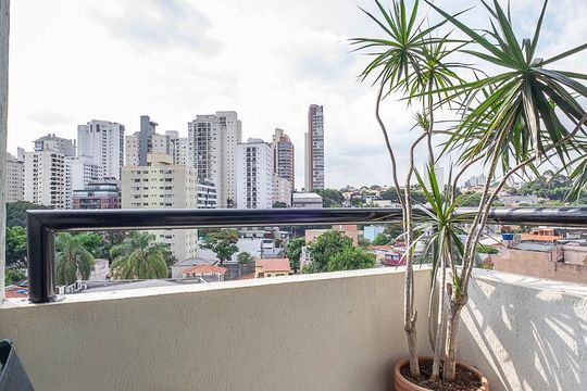 Sala - Varanda de apartamento à venda com 2 quartos, 66m² em Vila Madalena, São Paulo