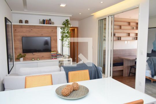 Apartamento à venda com 2 quartos, 82m² em Jardim Trevo, Jundiaí