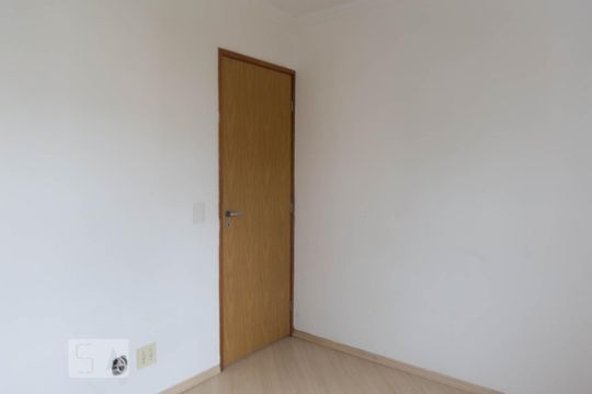 Quarto 2 de apartamento para alugar com 2 quartos, 47m² em Jardim Ísis, Cotia