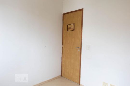 Quarto 2 de apartamento para alugar com 2 quartos, 47m² em Jardim Ísis, Cotia