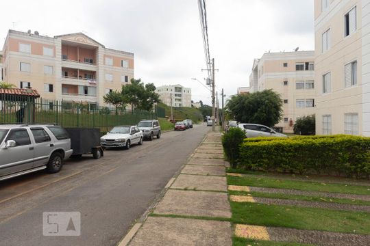 Área comum - rua de apartamento para alugar com 2 quartos, 47m² em Jardim Ísis, Cotia