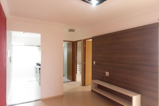 Sala de apartamento para alugar com 2 quartos, 47m² em Jardim Ísis, Cotia