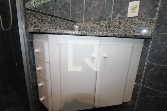 Banheiro Social de apartamento para alugar com 3 quartos, 72m² em Jardim dos Oliveiras, Campinas