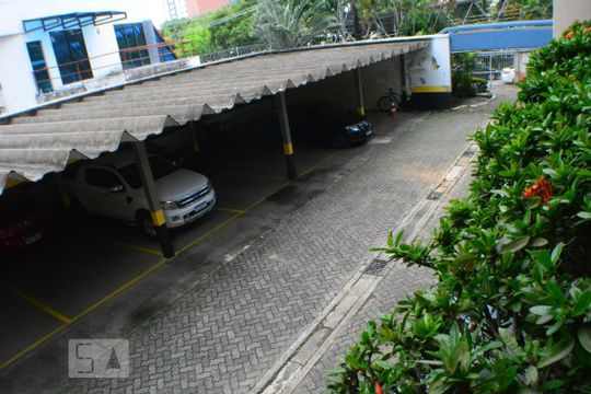Área comum -  garagem  de apartamento para alugar com 3 quartos, 140m² em Caminho das Árvores, Salvador