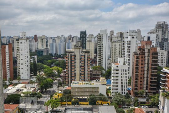 Vista de apartamento à venda com 4 quartos, 195m² em Brooklin, São Paulo