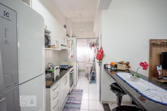 Cozinha de apartamento à venda com 1 quarto, 64m² em Jardim Modelo, São Paulo