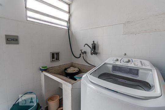 Casa à venda com 3 quartos, 286m² em Santa Maria, São Caetano do Sul