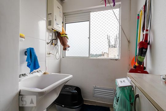 Área de Serviço de apartamento para alugar com 2 quartos, 54m² em Vila Água Funda, São Paulo