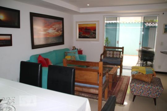 Sala 1 de casa de condomínio à venda com 5 quartos, 250m² em Taquara, Rio de Janeiro