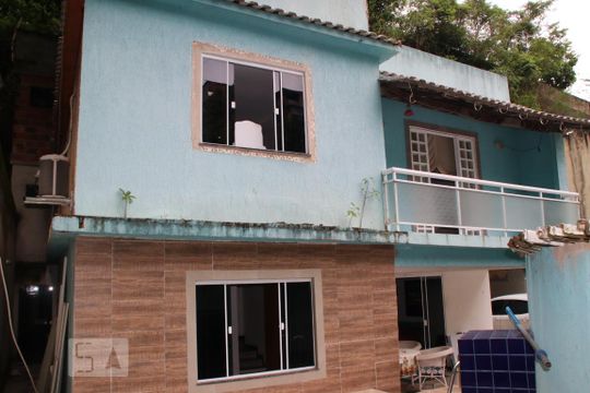 Fachada do imóvel de casa de condomínio à venda com 5 quartos, 250m² em Taquara, Rio de Janeiro