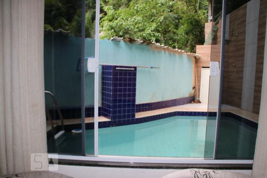 Sala 2 de casa de condomínio à venda com 5 quartos, 250m² em Taquara, Rio de Janeiro