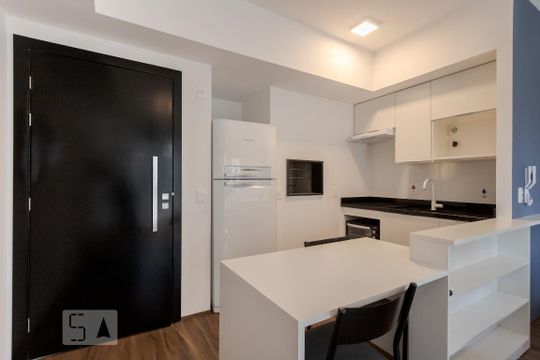 Cozinha de apartamento à venda com 1 quarto, 37m² em Boa Vista, Porto Alegre