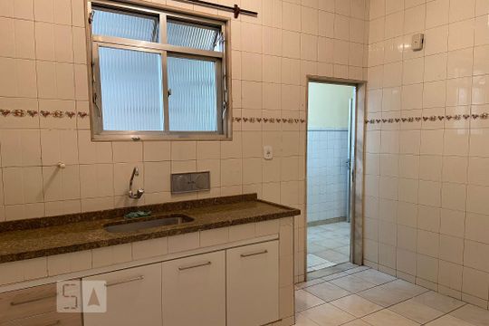 Cozinha de apartamento à venda com 2 quartos, 81m² em Inhaúma, Rio de Janeiro