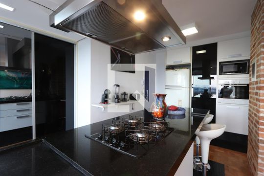 Cozinha de apartamento à venda com 1 quarto, 75m² em Vila Mariana, São Paulo