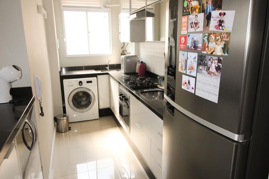 Cozinha de apartamento à venda com 2 quartos, 43m² em Morro Santana, Porto Alegre