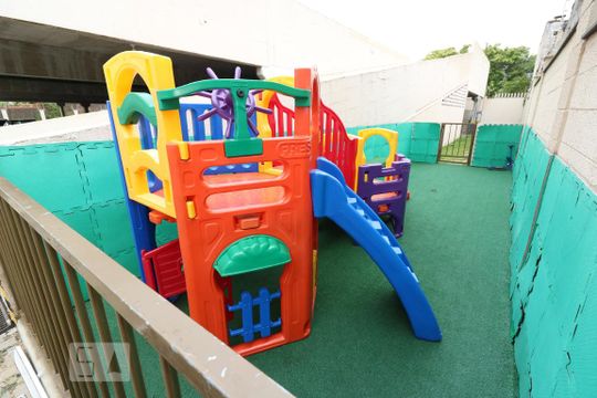 Área Comum - Playground de apartamento à venda com 2 quartos, 43m² em Morro Santana, Porto Alegre
