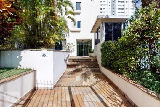 Fachada de apartamento à venda com 2 quartos, 104m² em Lapa, São Paulo