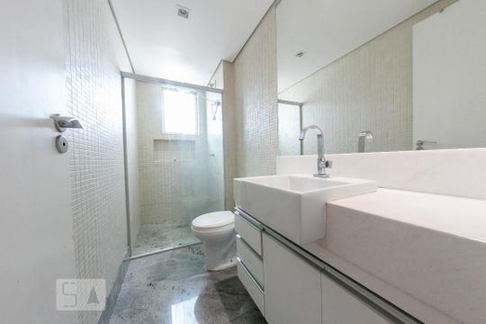 Banheiro Social de apartamento à venda com 2 quartos, 60m² em Buritis, Belo Horizonte
