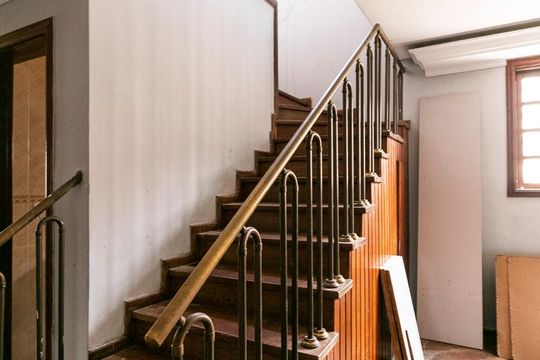 Escadas de casa para alugar com 3 quartos, 250m² em Penha de França, São Paulo