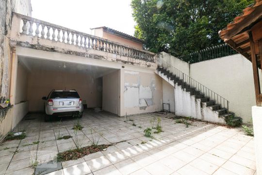 Quintal de casa para alugar com 3 quartos, 250m² em Penha de França, São Paulo