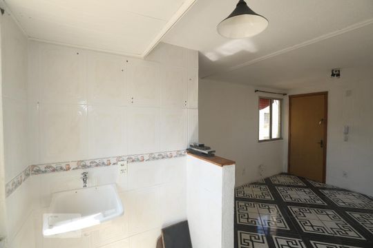 Cozinha de apartamento para alugar com 2 quartos, 50m² em Vila Nova, Porto Alegre