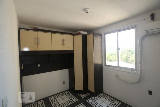 Quarto 1 de apartamento para alugar com 2 quartos, 50m² em Vila Nova, Porto Alegre