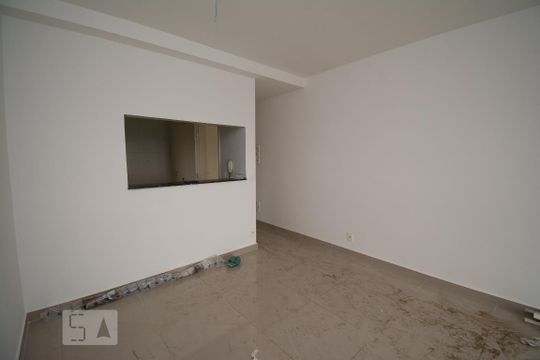 Sala de apartamento para alugar com 3 quartos, 80m² em Jardim Las Vegas, Guarulhos