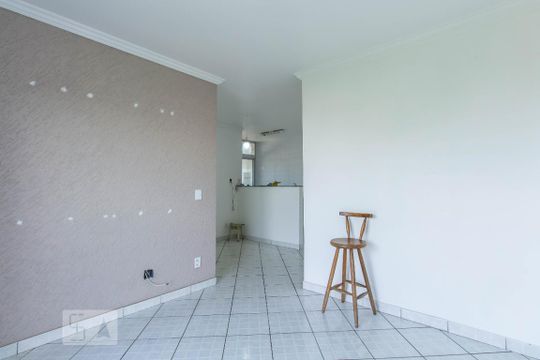 Sala de apartamento à venda com 2 quartos, 53m² em Vila Carmosina, São Paulo