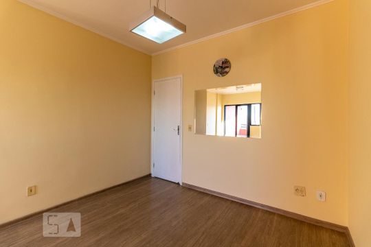 Sala de apartamento para alugar com 3 quartos, 70m² em Cambuci, São Paulo