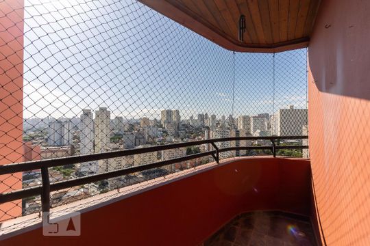 Varanda de apartamento para alugar com 3 quartos, 70m² em Cambuci, São Paulo