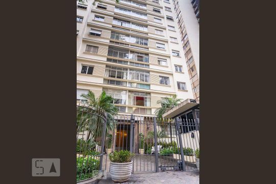 Fachada de apartamento para alugar com 3 quartos, 120m² em Santa Cecilia, São Paulo