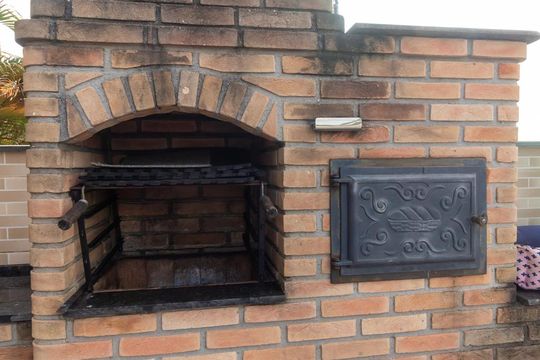 Área comum - Churrasqueira de casa à venda com 4 quartos, 262m² em Vila Paranaguá, São Paulo