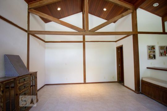 Sala de casa de condomínio à venda com 3 quartos, 1000m² em Vargem Grande, Rio de Janeiro
