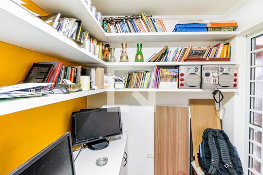 Escritório de casa à venda com 4 quartos, 400m² em , São Paulo