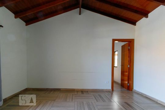 Sala 2 de casa à venda com 4 quartos, 250m² em Jardim Nordeste, São Paulo