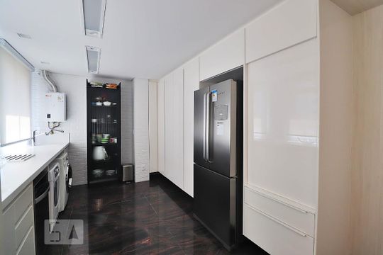 Área de Serviço de apartamento à venda com 3 quartos, 227m² em Jardim, Santo André