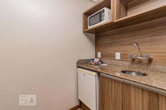 Cozinha de apartamento para alugar com 1 quarto, 46m² em Centro Histórico, Porto Alegre