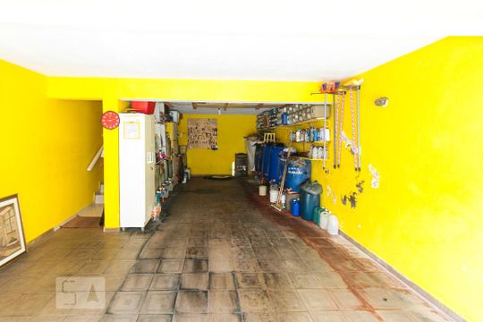 Garagem de casa à venda com 3 quartos, 230m² em Jardim Cotiana, São Paulo