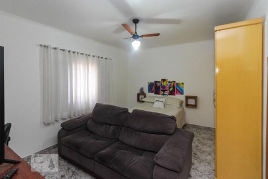Quarto 01 de casa à venda com 3 quartos, 230m² em Jardim Cotiana, São Paulo