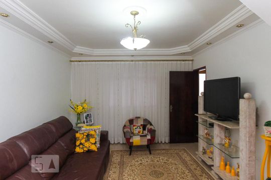 Casa à venda com 3 quartos, 230m² em Jardim Cotiana, São Paulo
