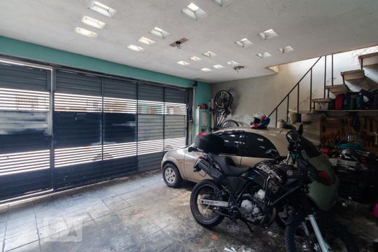 Garagem de casa à venda com 3 quartos, 114m² em Conjunto Habitacional Marechal Mascarenhas de Morais, São Paulo