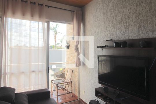 Sala de TV de casa à venda com 4 quartos, 200m² em São João Batista (venda Nova), Belo Horizonte