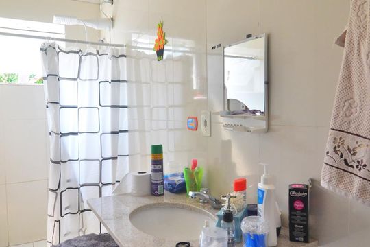 Banheiro Suíte de casa à venda com 3 quartos, 119m² em Estância Velha, Canoas